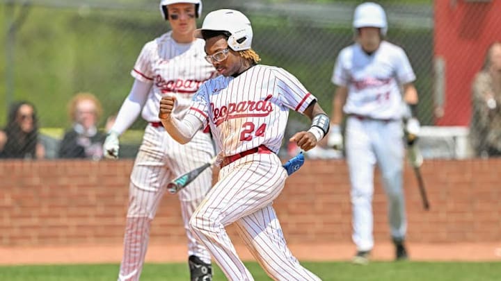 Defending Class 4A Texas UIL state champion Liberty-Eylau has dropped down to Class 3A and will compete for the Division I crown in 2025.