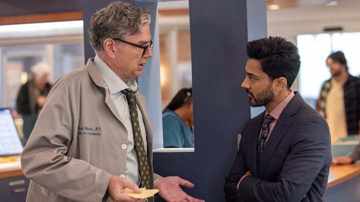 CHICAGO MED -- "Double Down" Episode 1107 -- Pictured: (l-r) Oliver Platt as Dr. Daniel Charles, Manish Dayal as Dr. Theo Rabari