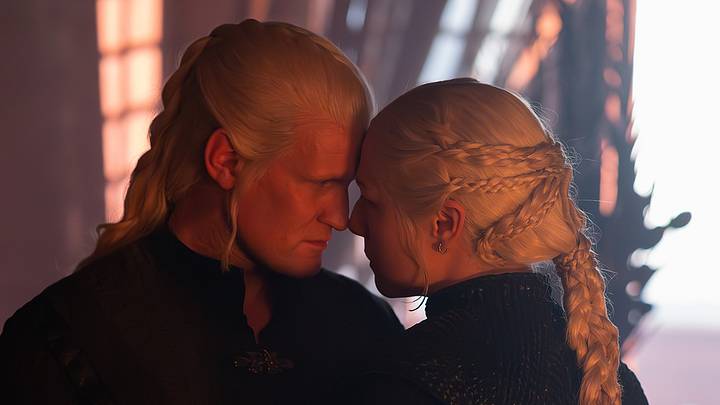 Matt Smith as Daemon Targaryen and Emma D’Arcy as Rhaenyra Targaryen in House of the Dragon season 3. 