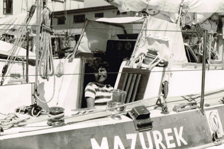 Krystyna Chojnowska-Liskiewicz aboard the ‘Mazurek’