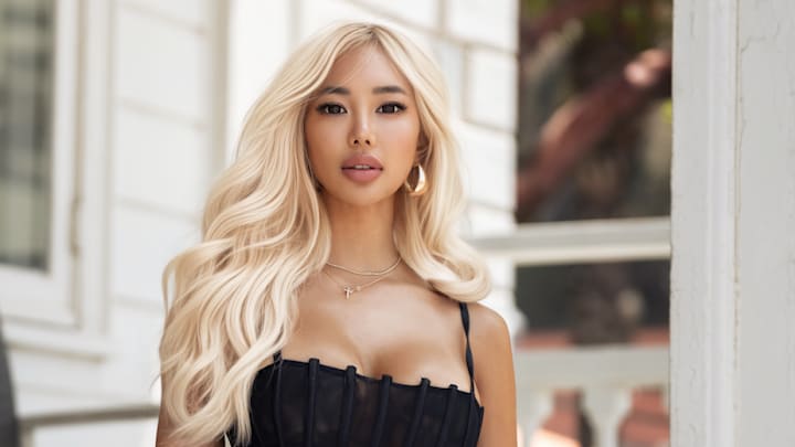 Anthia Mo photographed by Combina Key. Anthia Mo photographed by Combina Key.