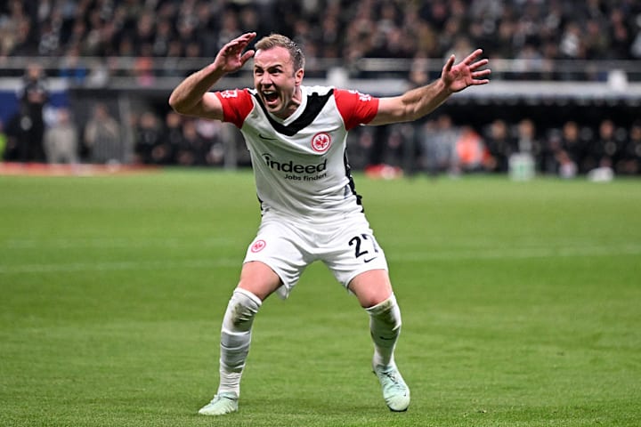 FBL-GER-BUNDESLIGA-FRANKFURT-STUTTGART