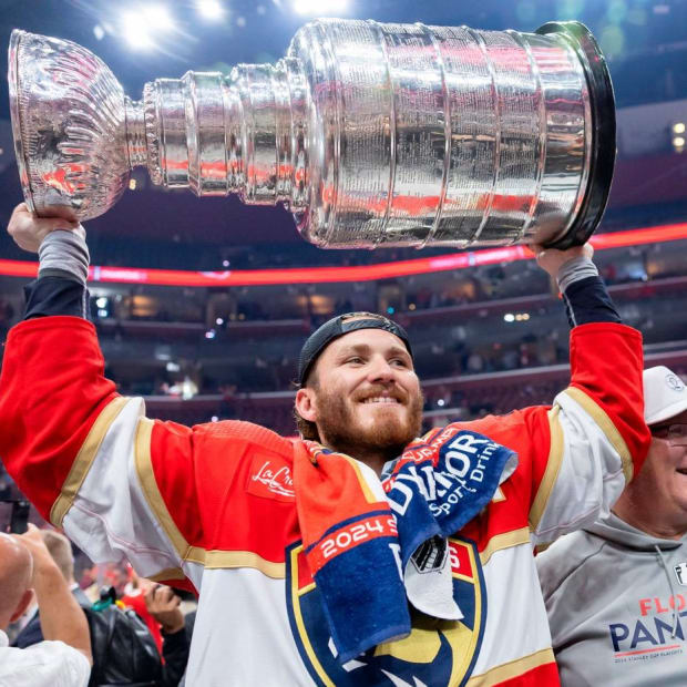 Matthew Tkachuk hoists the Stanley Cup