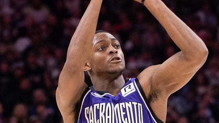 Jan 19, 2025; Sacramento, California, USA; Sacramento Kings guard De'Aaron Fox (5) takes a jump shot against the Sacramento Kings during the third quarter at Golden 1 Center. Mandatory Credit: Ed Szczepanski-Imagn Images