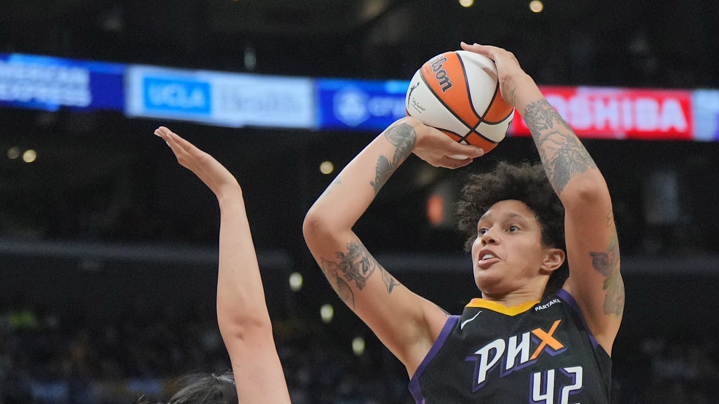Brittney Griner Honored During Phoenix Mercury Reunion in Atlanta
