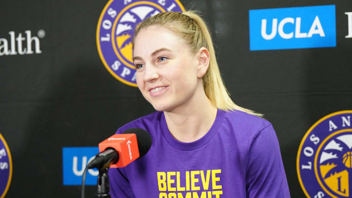 Samuelson is headed to her sixth WNBA team in seven seasons. Samuelson is headed to her sixth WNBA team in seven seasons.