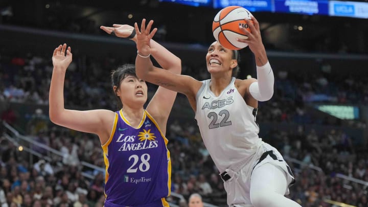 Las Vegas Aces center A'ja Wilson (22) shoots the ball 