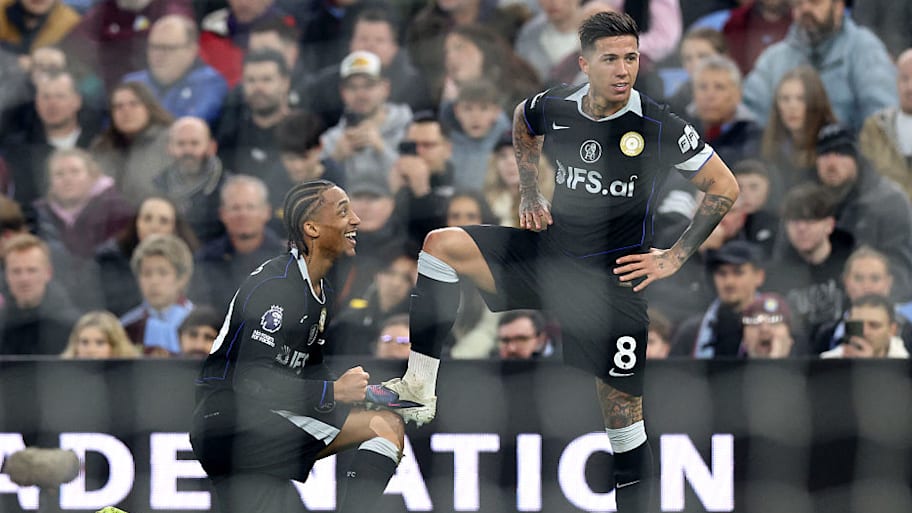 João Pedro, Enzo Fernández. 