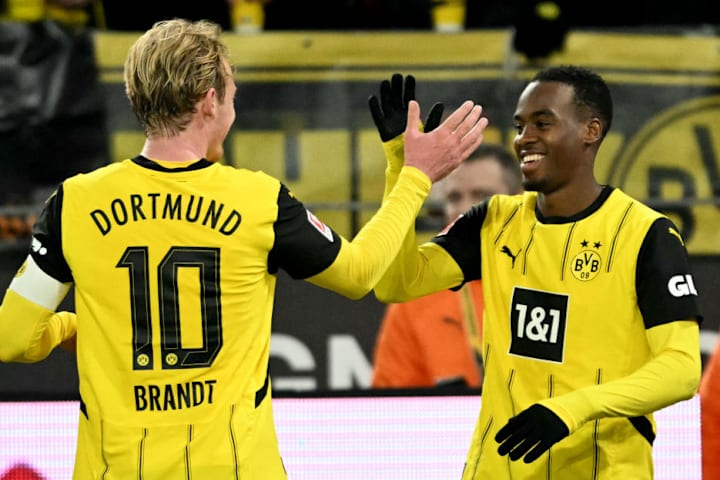 FBL-GER-BUNDESLIGA-DORTMUND-FREIBURG