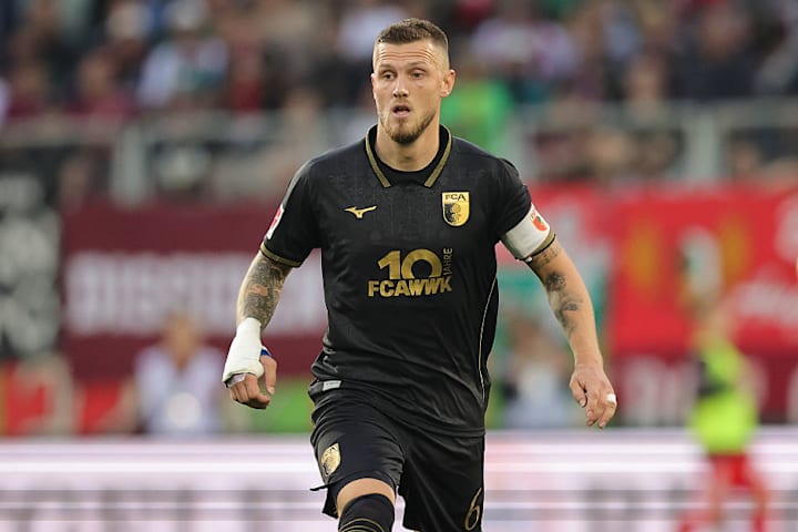 FC Augsburg v FC Bayern München - Bundesliga