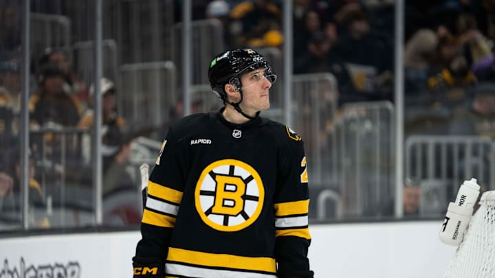 Jan 11, 2026; Boston, Massachusetts, USA; Boston Bruins center Alex Steeves (21) before the second period of the game against the Pittsburgh Penguins at TD Garden. Mandatory Credit: Natalie Reid-Imagn Images