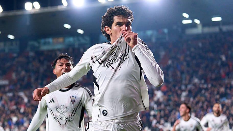 Jesus Vallejo celebrating.