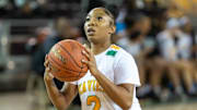 Xavier Gold Nuggets Women's Basketball - Guard, Jala Williams (#2)