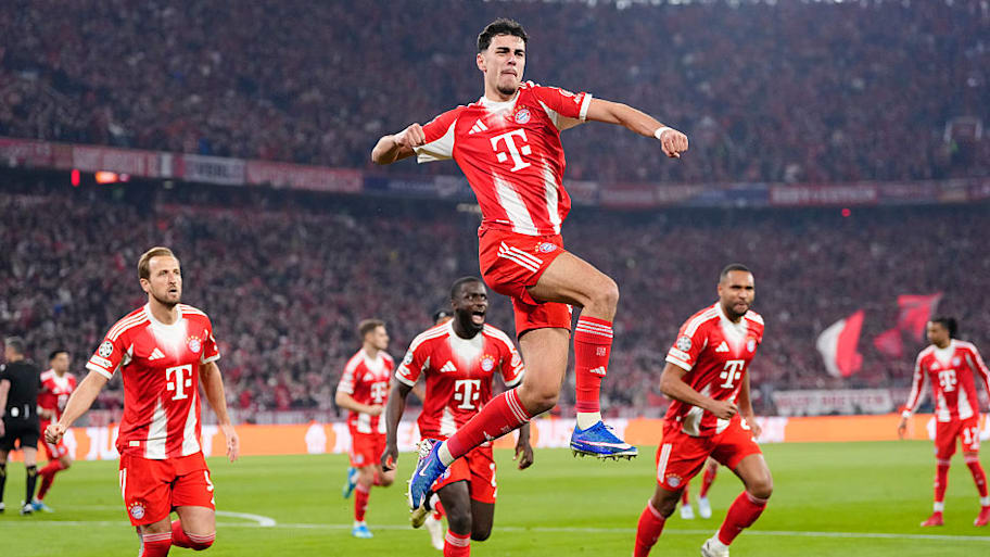 Bayern Munich players celebrating.