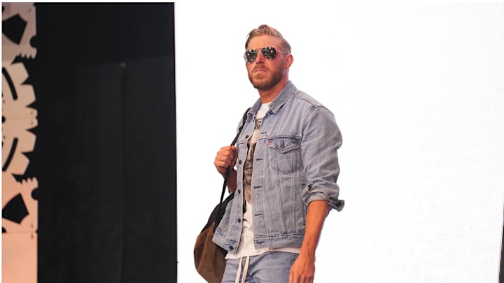 Orange Cassidy Dec.png