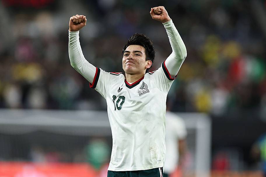 Gilberto Mora celebrating his goal.       