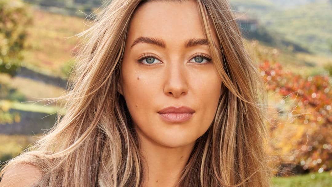 Penny Lane was photographed by Ben Watts in Portugal. Penny Lane was photographed by Ben Watts in Portugal.