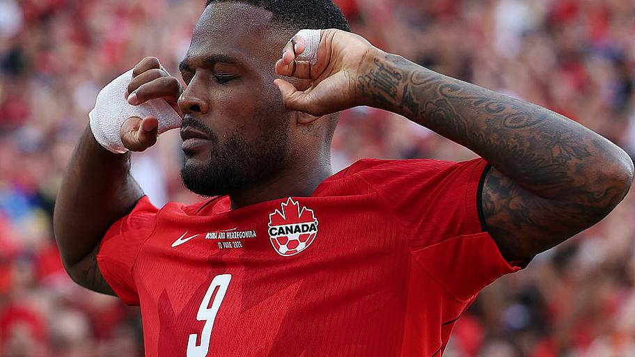 Cyle Larin 