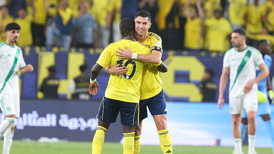Cristiano Ronaldo celebrates