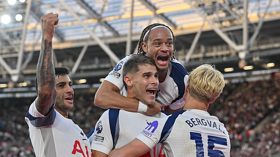 Micky van de Ven, Xavi Simons