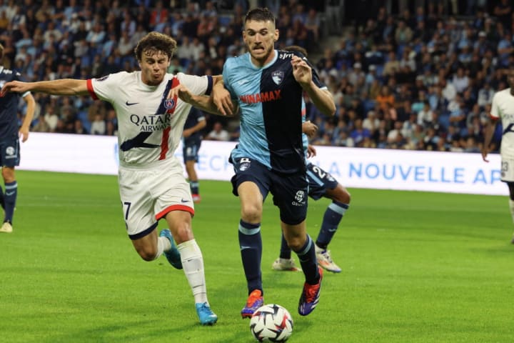 Gautier LLoris, Joao Neves