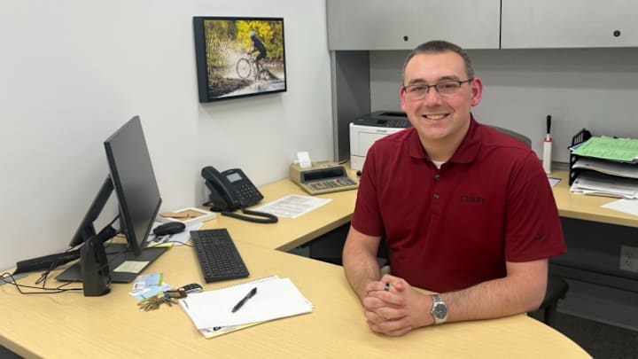 Joseph Curry, the comptroller and treasurer of Curry Auto Center in Bloomington, Ind., spoke Wednesday with Indiana Hoosiers on SI about the dealership offering Purdue student Zach Spangler a two-year lease on a Chevrolet Blazer EV.