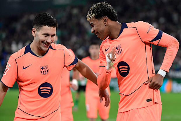 รูนี่ บาร์ดกี และ ลามีน ยามาล รูนี่ บาร์ดกี และ ลามีน ยามาล