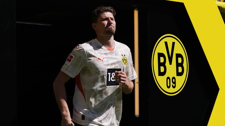 Gregor Kobel, Borussia Dortmund