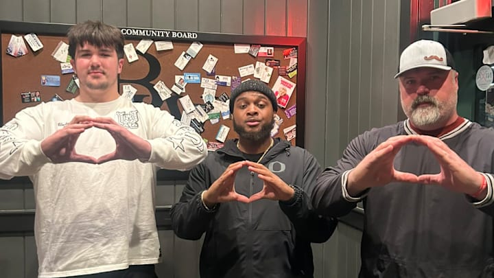 Five-star offensive tackle Jackson Cantwell meets with Oregon Five-star offensive tackle Jackson Cantwell meets with Oregon