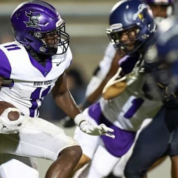 River Ridge defeated Land O' Lakes in Week 1 21-20 