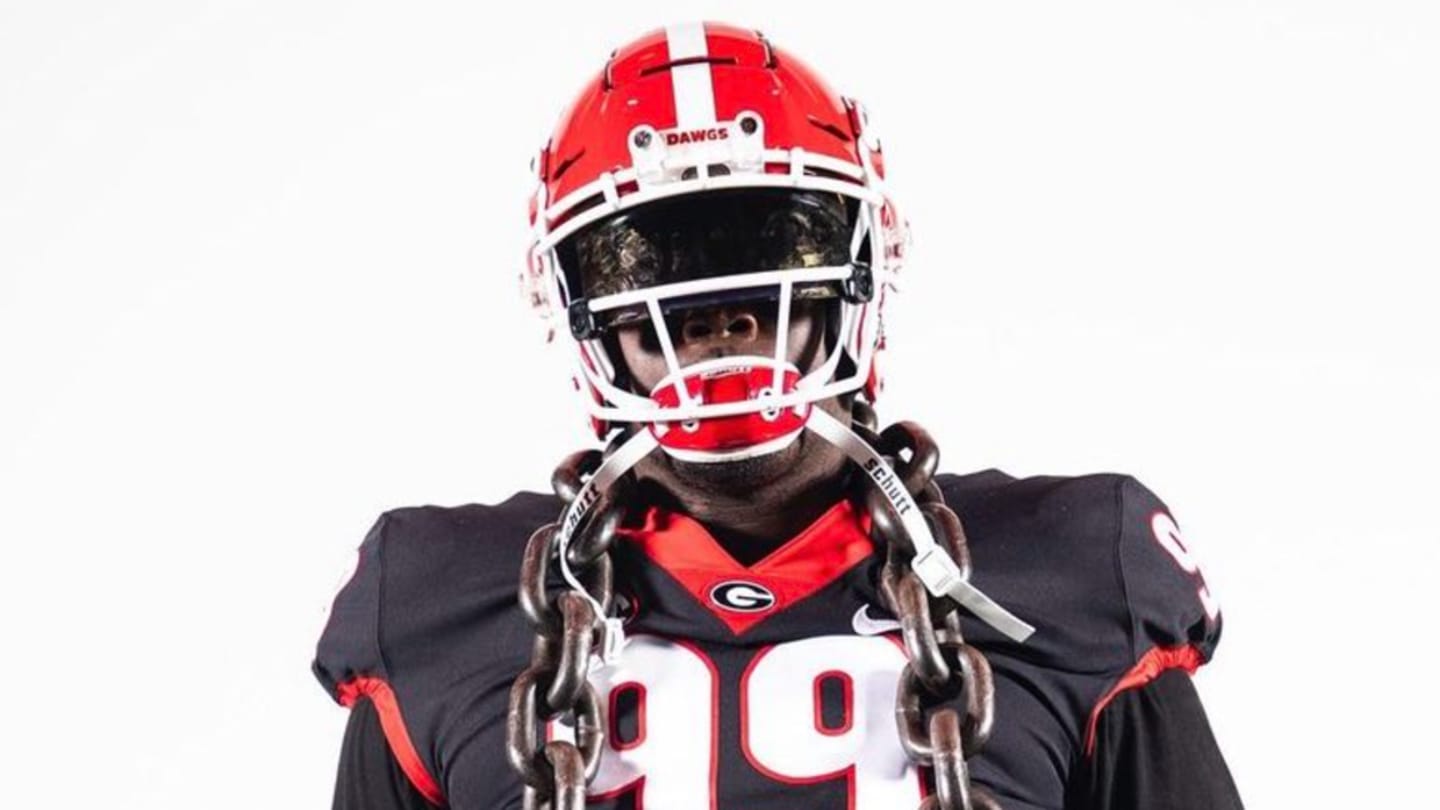 Georgia Football Commit Officially Shuts Down Recruitment