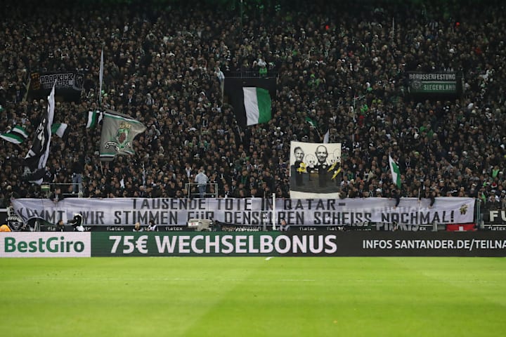 Borussia Mönchengladbach v Borussia Dortmund - Bundesliga
