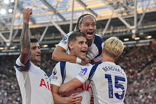 Micky van de Ven, Xavi Simons