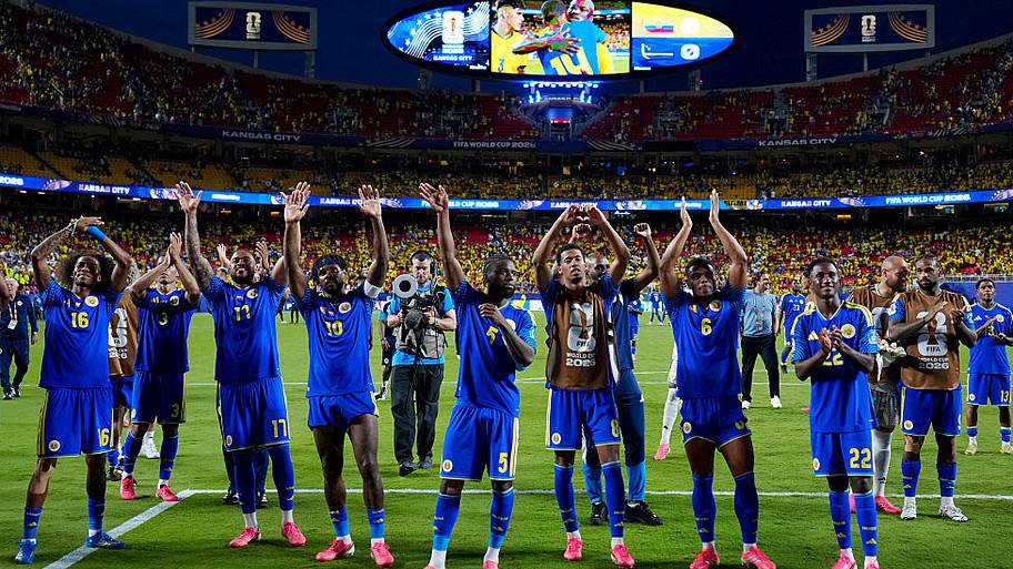 players waving