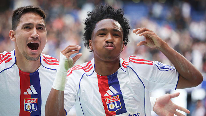 Hot-Property Winger Sets Sights on Liverpool and Man City as Top Transfer Targets