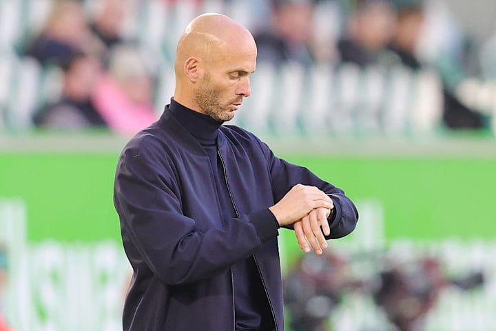 Die Zeit als Cheftrainer des VfL Wolfsburg ist für Paul Simonis abgelaufen