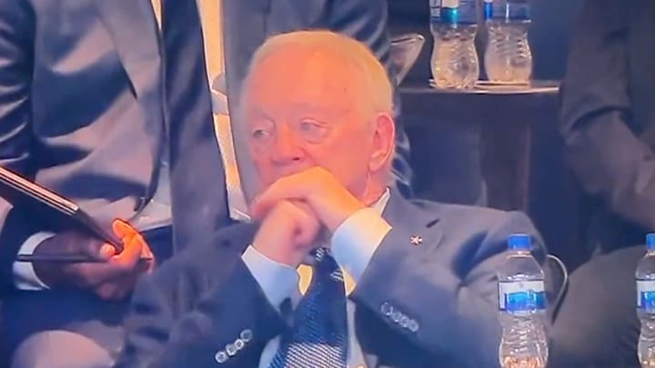 Jerry Jones and the Cowboys continue to be an absolute mess. 