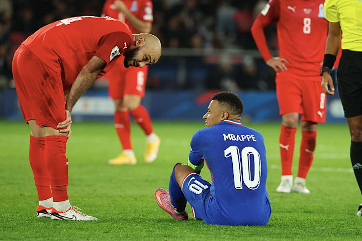 Kylian Mbappe, Elvin Badalov