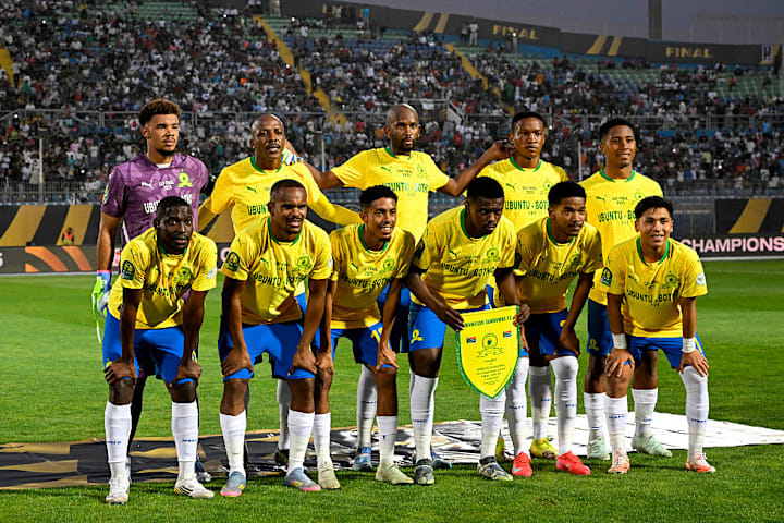 FBL-CAF-C1-PYRAMIDS-SUNDOWNS
