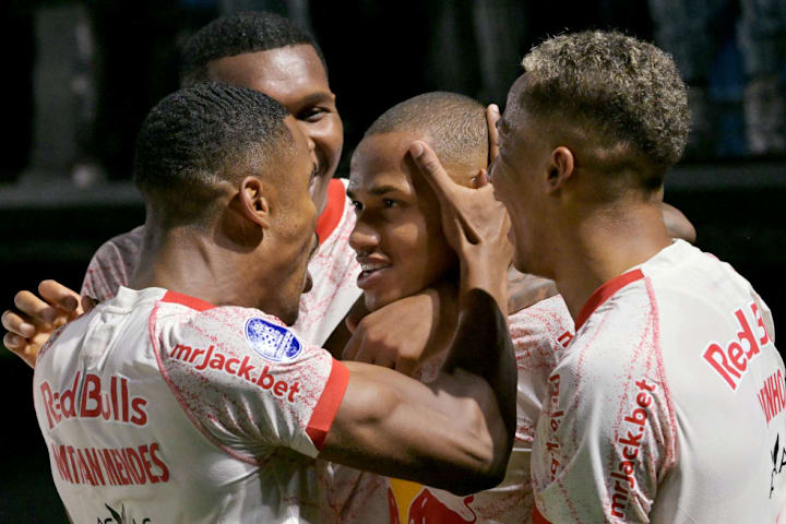 Jhon Jhon jogador  Bragantino