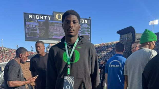 Five-star tight end recruit Kendre Harrison visited the Oregon Ducks vs. Ohio State Buckeyes game.