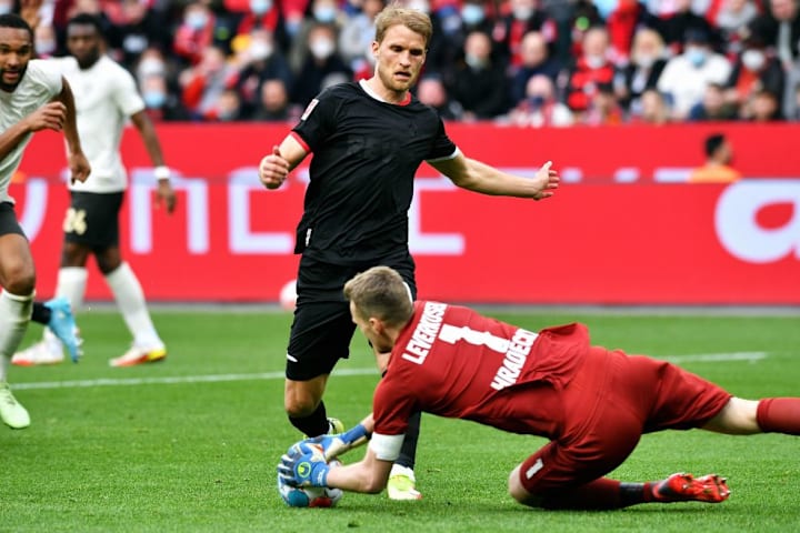 FBL-GER-BUNDESLIGA-LEVERKUSEN-COLOGNE