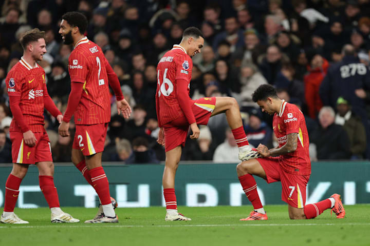 Trent Alexander-Arnold, Luis Diaz