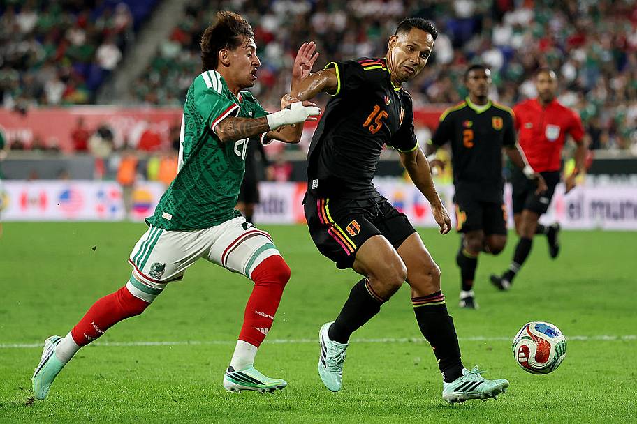 Santiago Sandoval vs. Peru