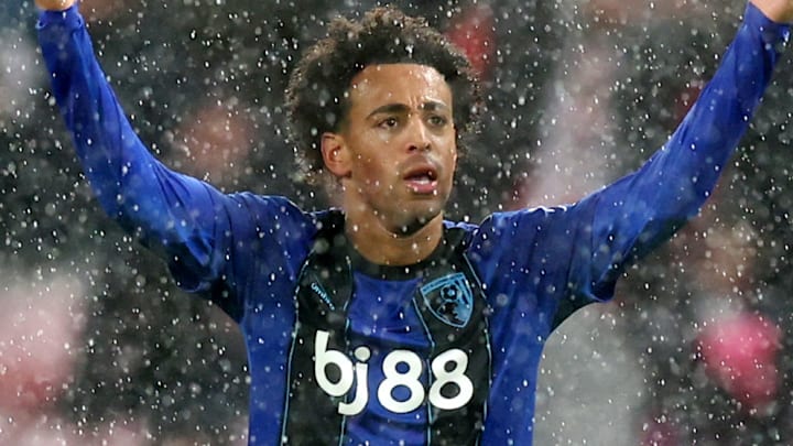 ไทเลอร์ อดัมส์ พุ่งเข้าสู่ตำนานทีมชาติสหรัฐฯ ด้วยการยิงประตูในพรีเมียร์ลีกที่น่าทึ่ง