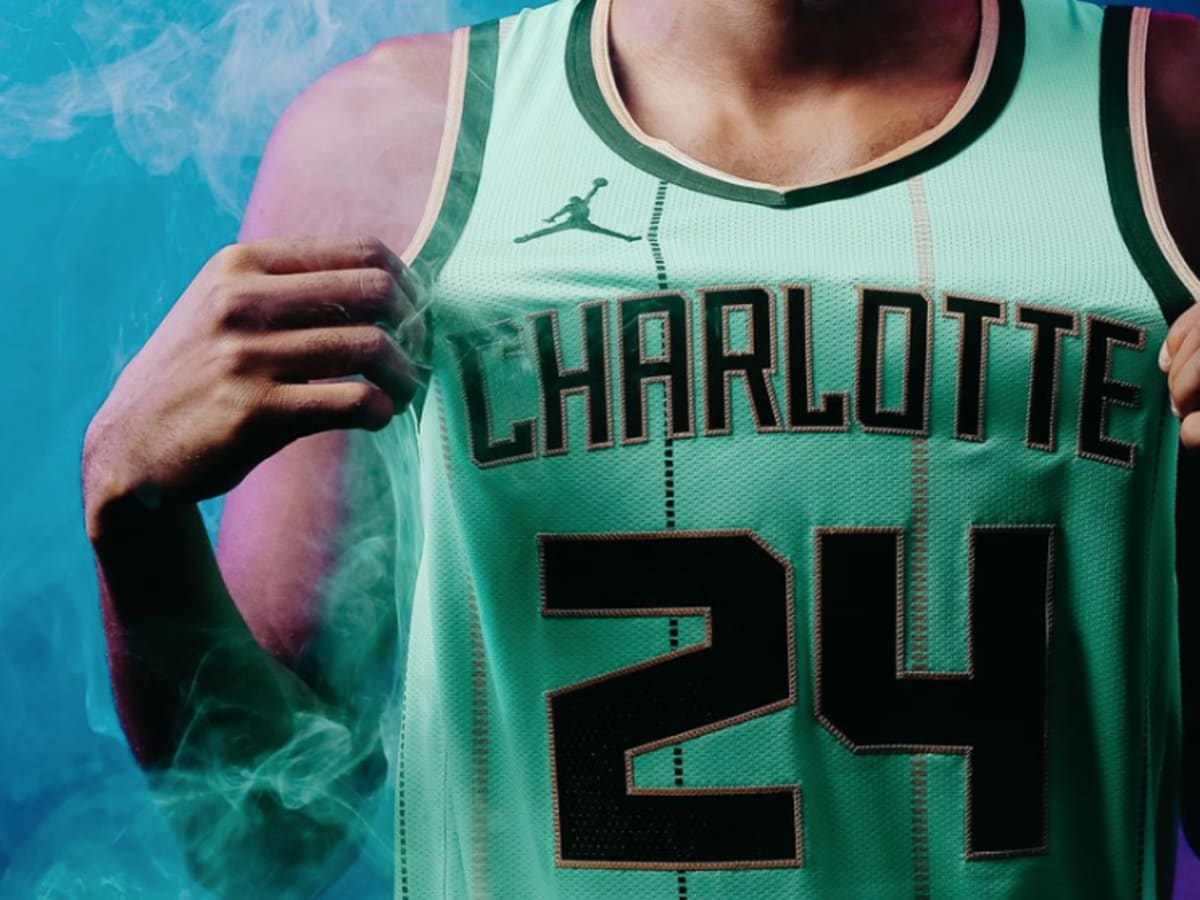 NBA HORNETS CHARLOTTE 25番 Champion ユニホーム NBA HORNETS CHARLOTTE 25番 Champion ユニホーム