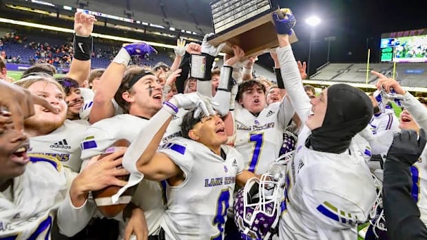 Lake Stevens captured the Class 4A football championship in the WIAA's first year holding Gridiron Classic at Husky Stadium.