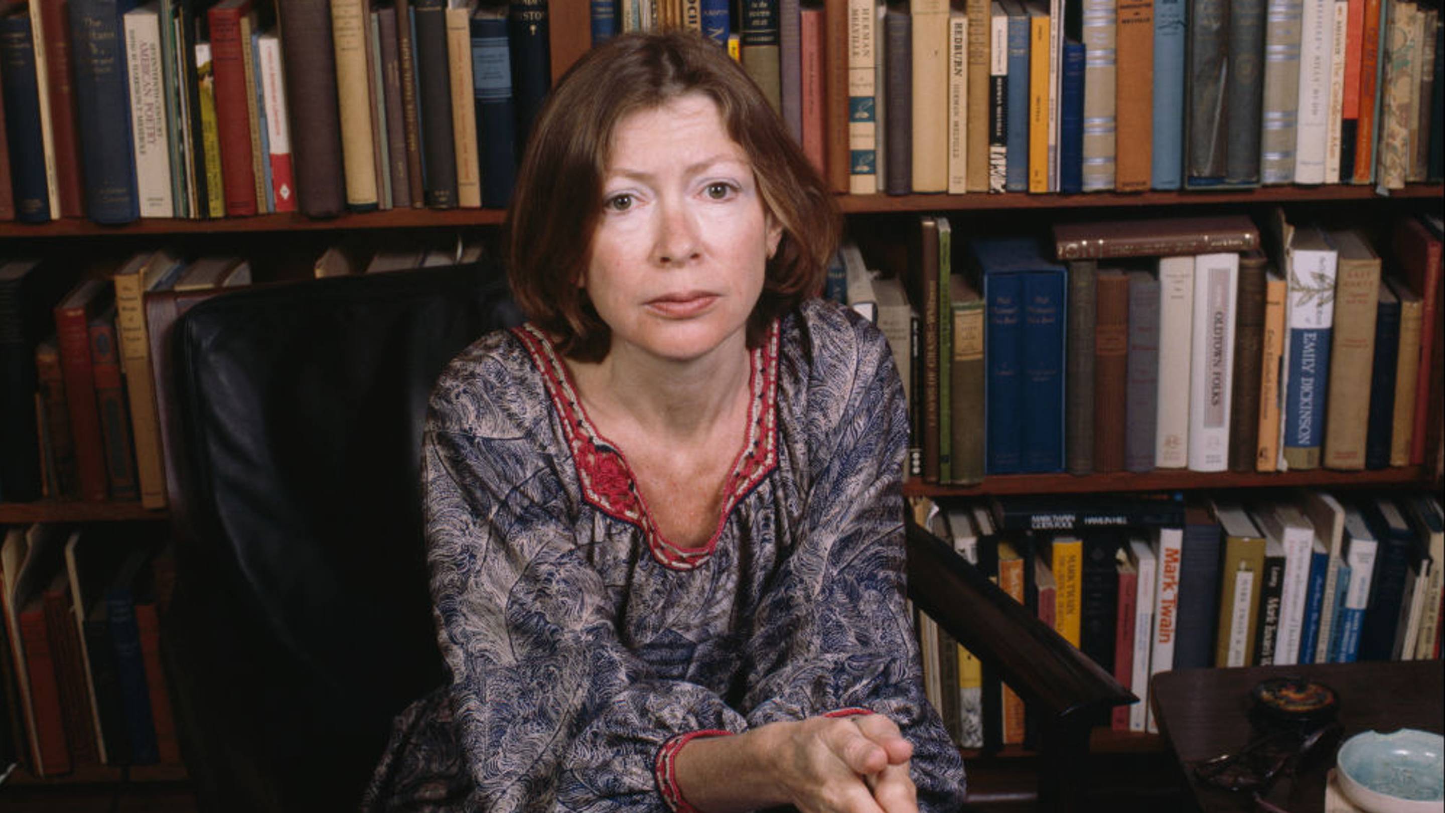 Why Joan Didion’s Daily Routine Always Started and Ended With a Drink