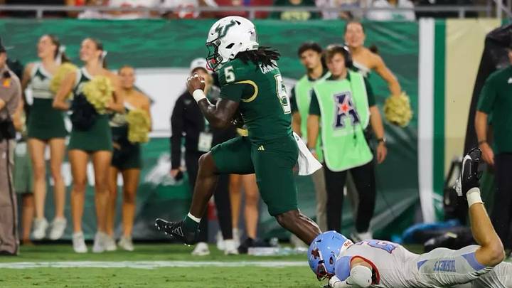 USF running back D.J. Crowther was named the American Conference Offensive Player of the Week for his performance against Delaware State
