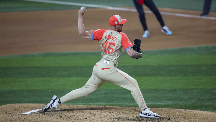Jul 16, 2024; Arlington, Texas, USA; merican League pitcher Garrett Crochet of the Chicago White Sox (45) pitches during the fourth inning during the 2024 MLB All-Star game at Globe Life Field. Mandatory Credit: Tim Heitman-Imagn Images Jul 16, 2024; Arlington, Texas, USA; merican League pitcher Garrett Crochet of the Chicago White Sox (45) pitches during the fourth inning during the 2024 MLB All-Star game at Globe Life Field. Mandatory Credit: Tim Heitman-Imagn Images
